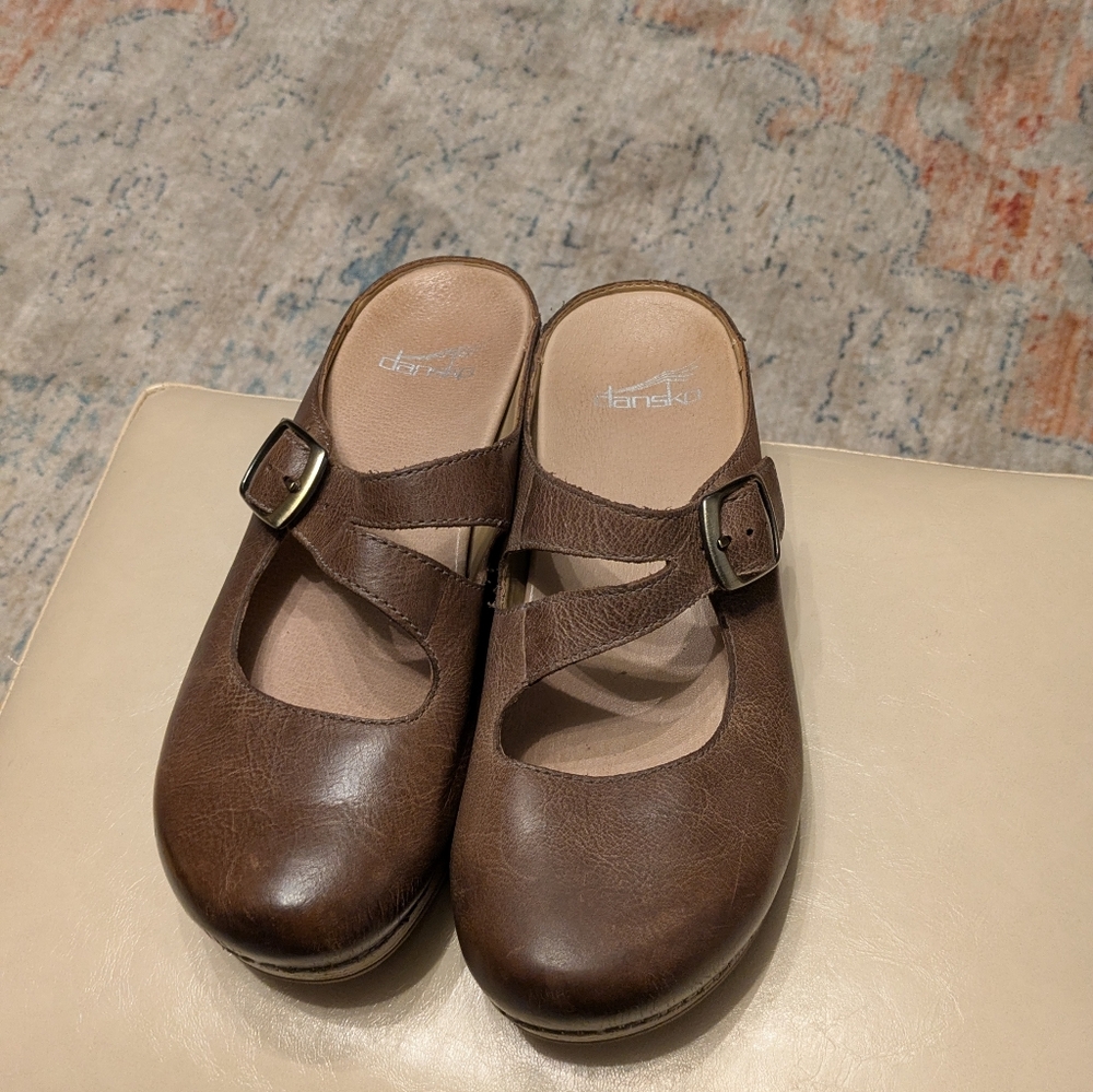 Dansko Britney Brown Clogs - Picture 3 of 6
